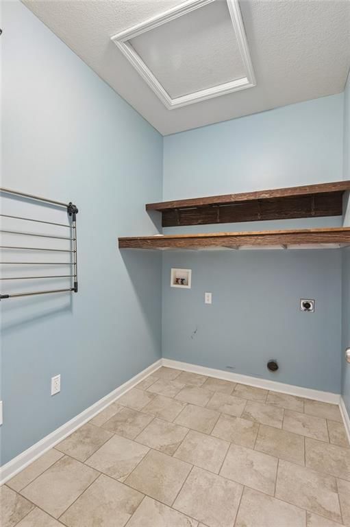 20929 Maple Terrace — photo 30