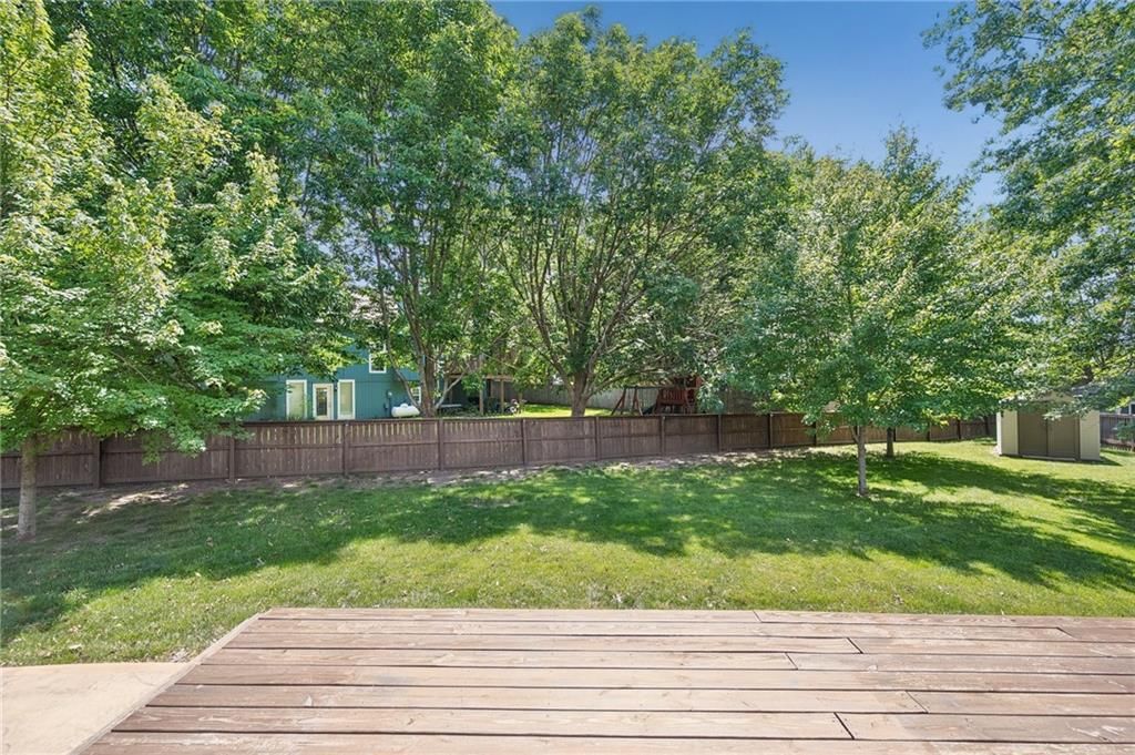 20929 Maple Terrace — photo 33