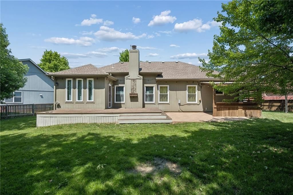 20929 Maple Terrace — photo 34