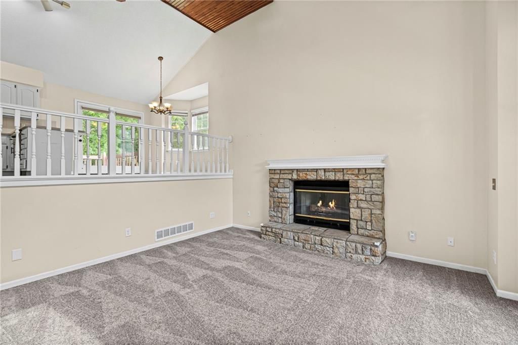 2204 NE Chipman Road — photo 6