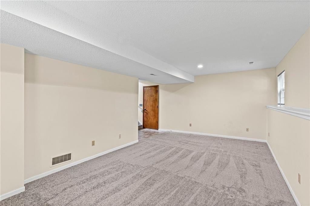 2204 NE Chipman Road — photo 29