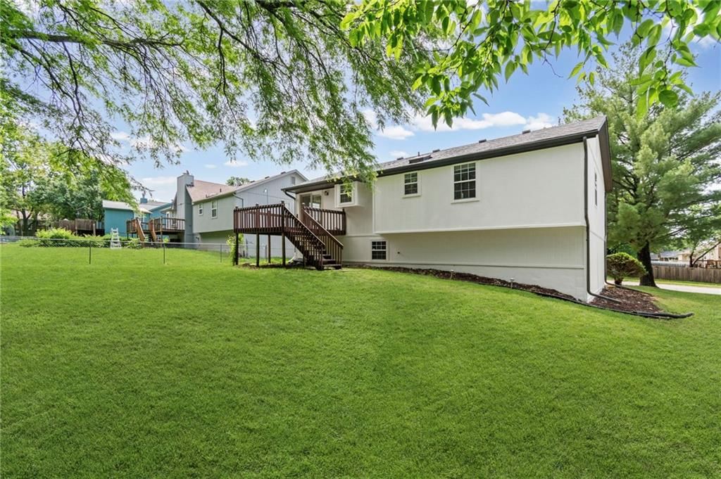 2204 NE Chipman Road — photo 32