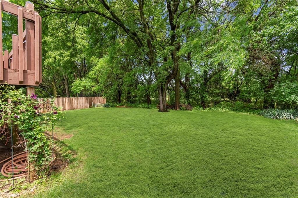 2204 NE Chipman Road — photo 36