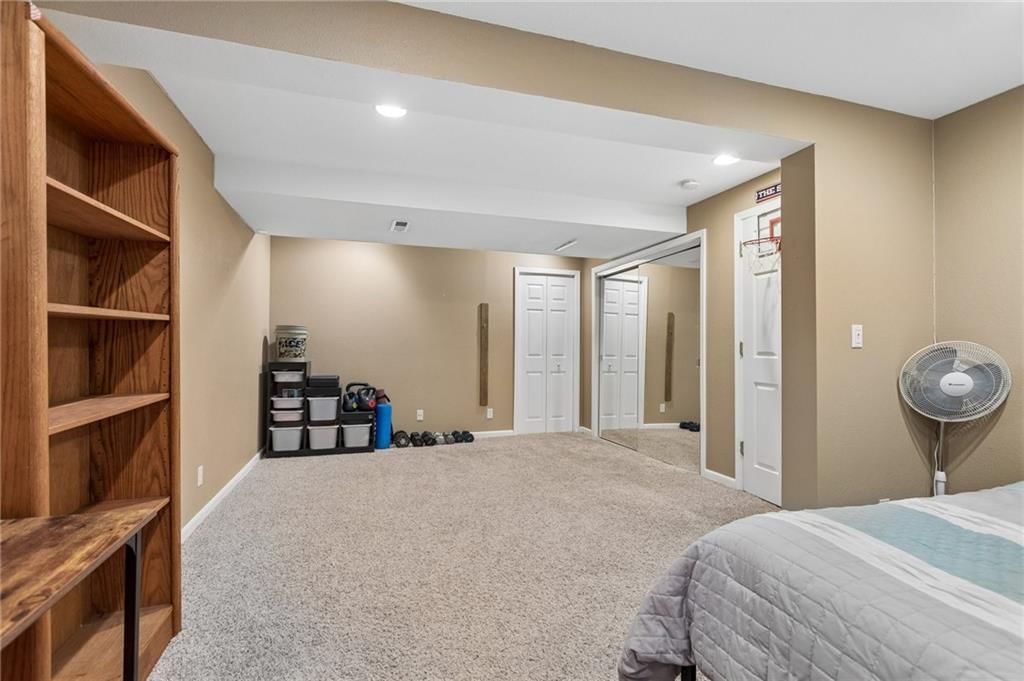 4619 SW 8th Street — photo 33