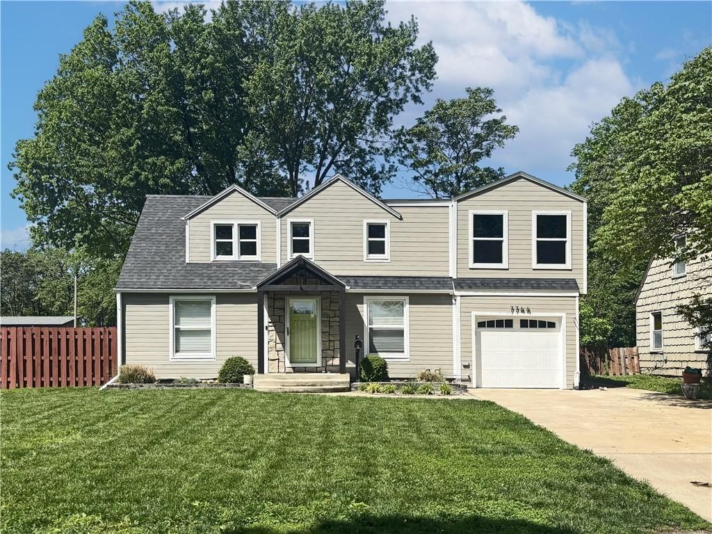 7744 Grand Avenue — photo 1