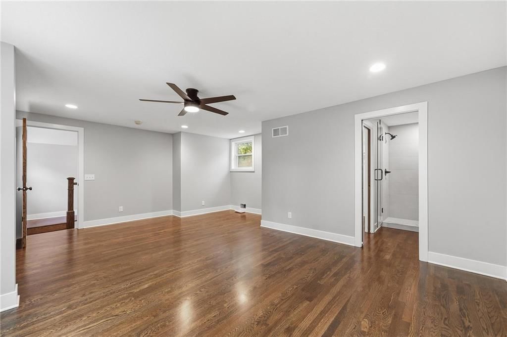 Photo 21 of 44 - 7744 Grand Avenue, Kansas City, MO 64114