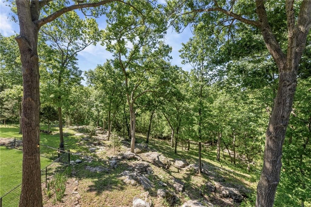 8426 Woodson Place — photo 5