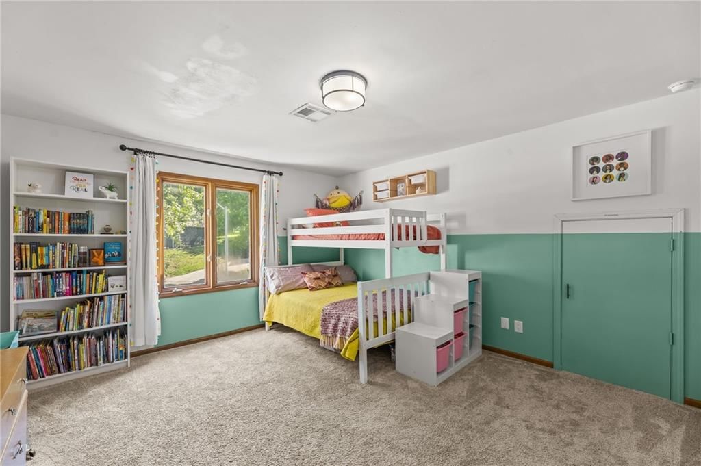 8426 Woodson Place — photo 31