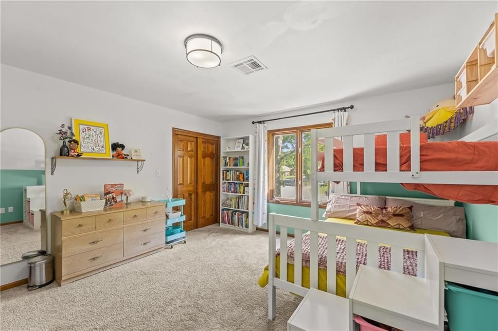 8426 Woodson Place — photo 32