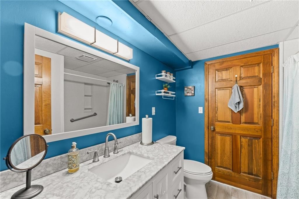 8426 Woodson Place — photo 40