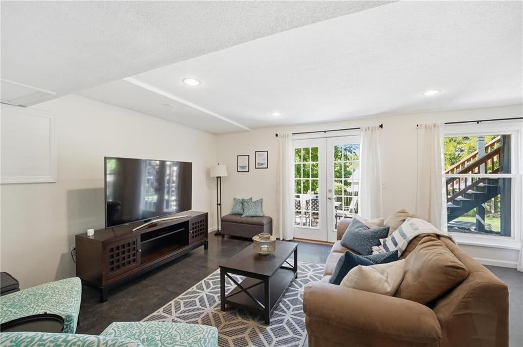 8126 NW Tipton Avenue — photo 30