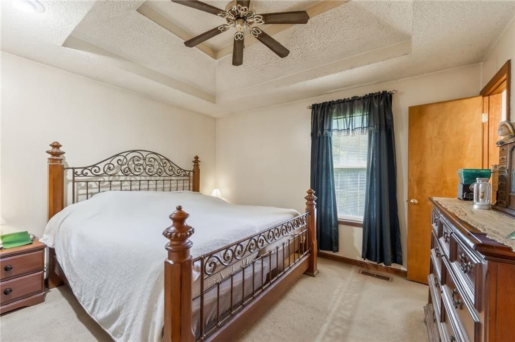 5113 NE 48th Street — photo 9