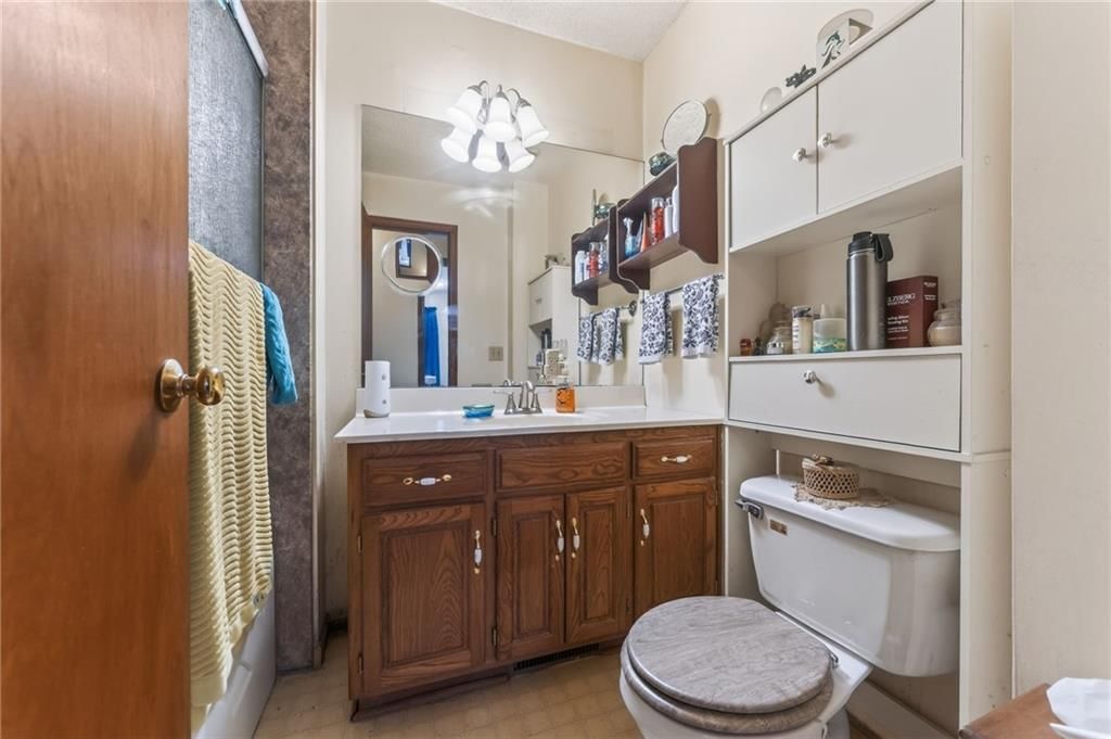 5113 NE 48th Street — photo 16