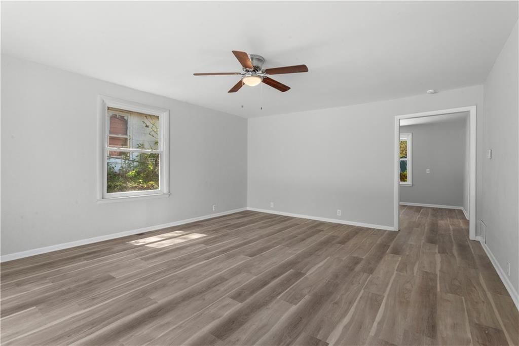 536 S Evanston Avenue — photo 7