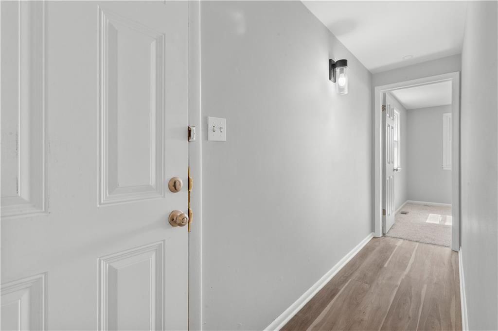 536 S Evanston Avenue — photo 18