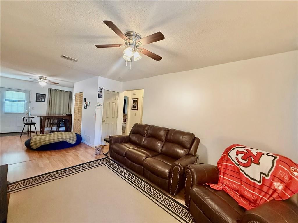 115 A&B Broadway Street — photo 18