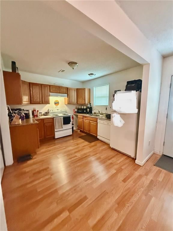 115 A&B Broadway Street — photo 24