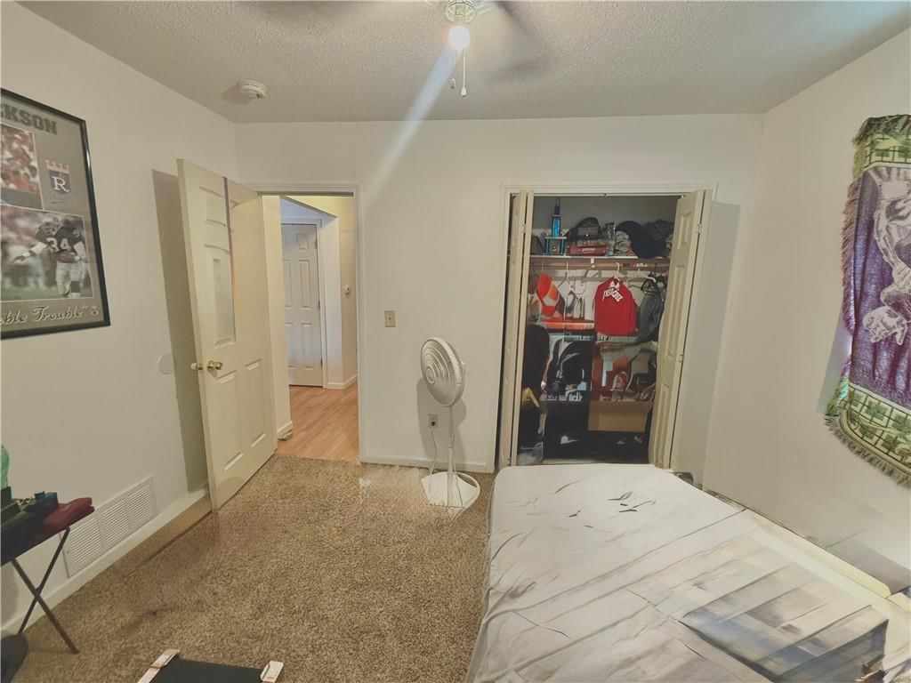 115 A&B Broadway Street — photo 31
