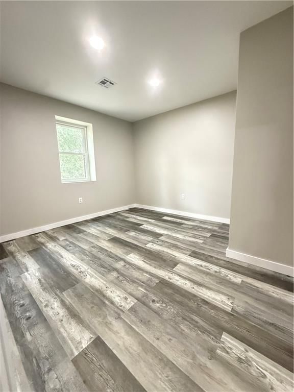 504 E Dakota Street — photo 15