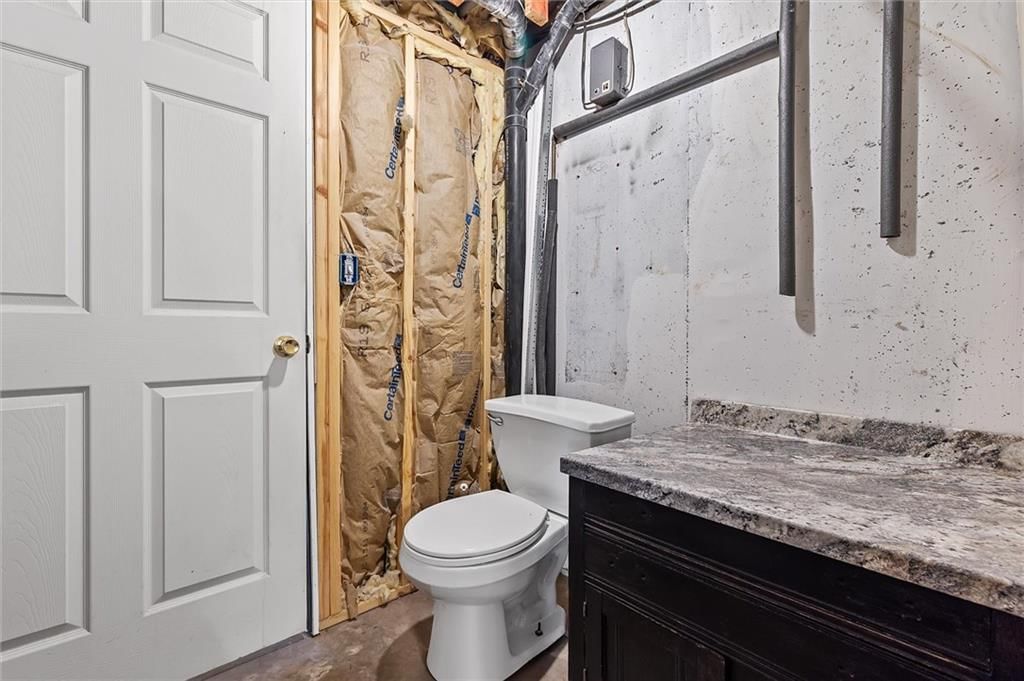17306 Heidi Avenue — photo 27