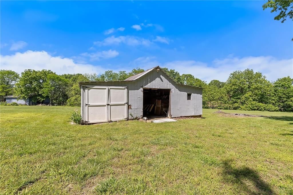 17306 Heidi Avenue — photo 35