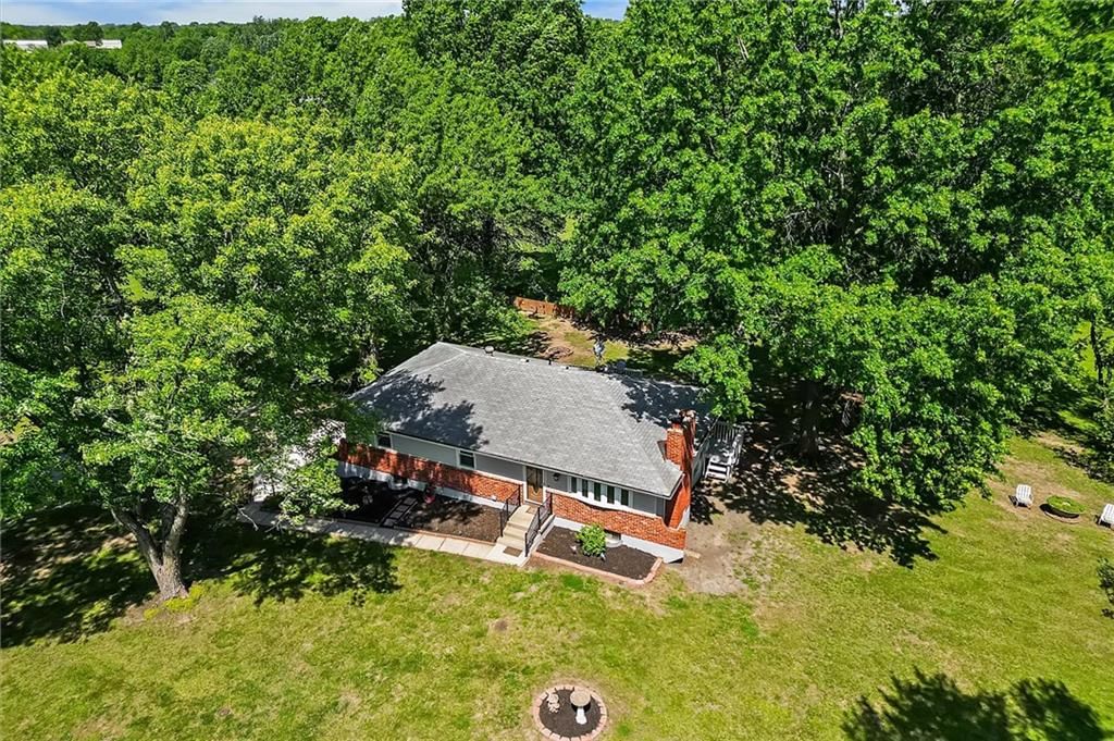 17306 Heidi Avenue — photo 37