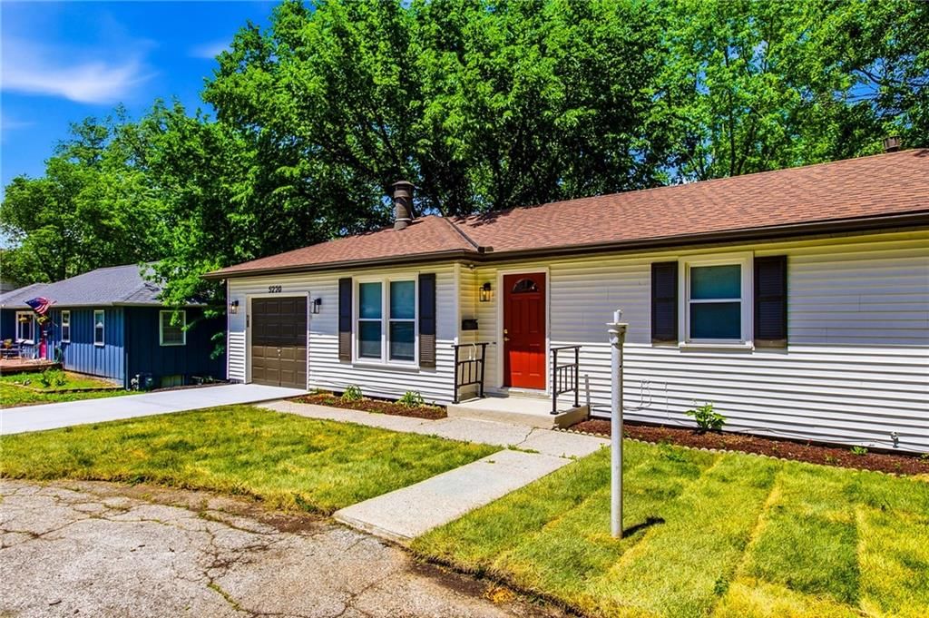 5220 Lakewood Street — photo 4