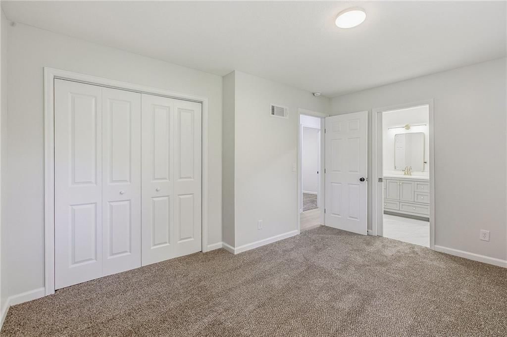 5220 Lakewood Street — photo 23