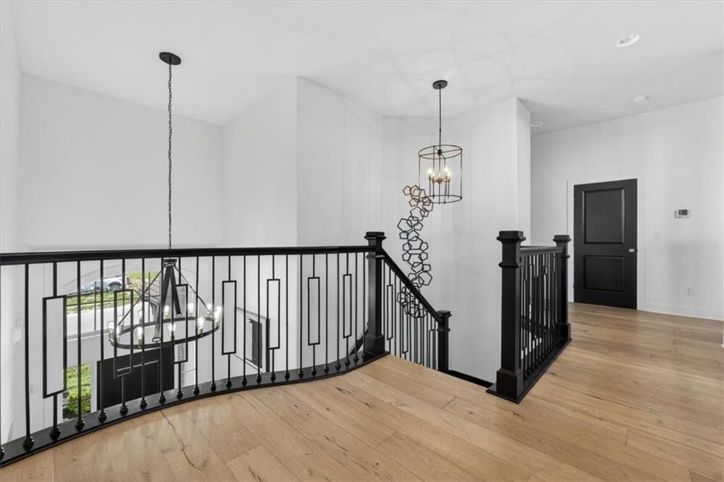 1016 Bridgeshire Drive — photo 32