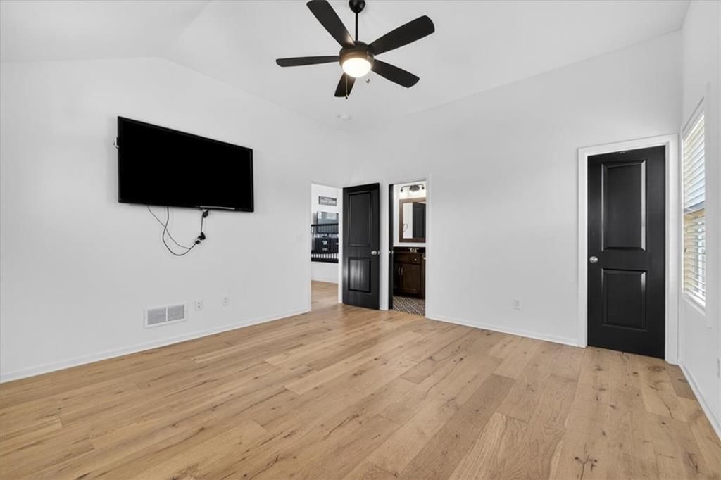 1016 Bridgeshire Drive — photo 36