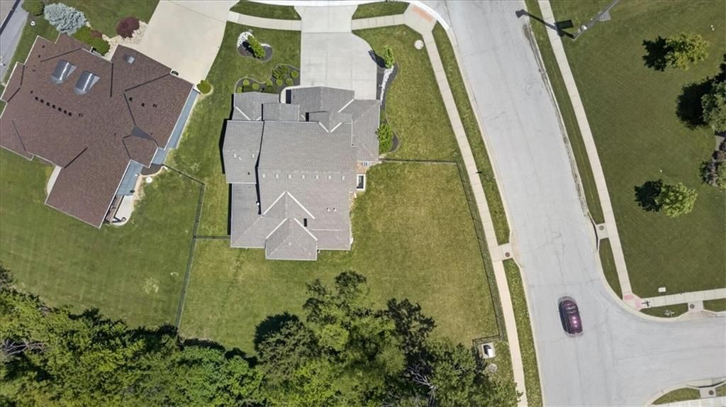 1016 Bridgeshire Drive — photo 71