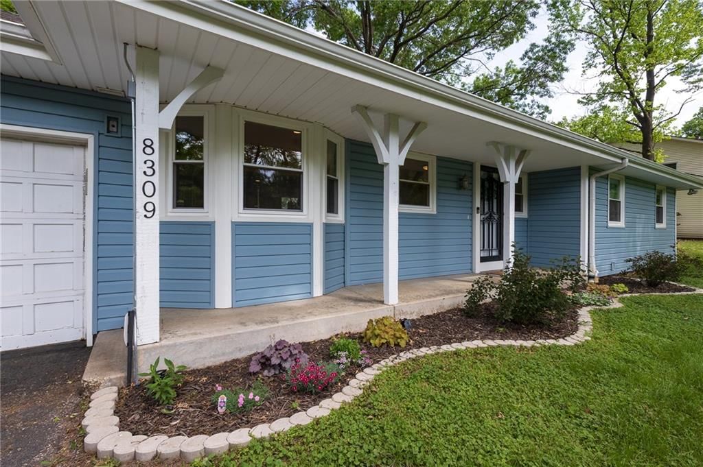 8309 Winchester Avenue — photo 4