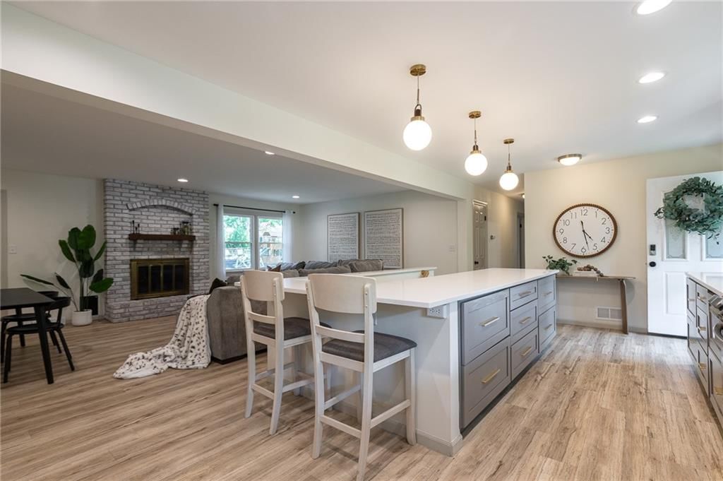 8309 Winchester Avenue — photo 18