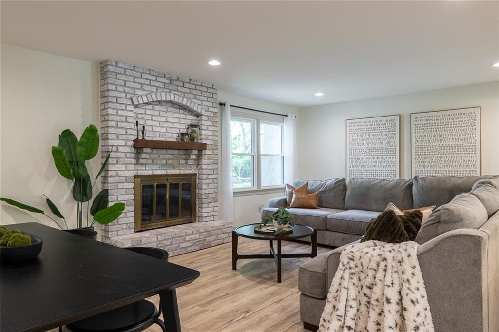8309 Winchester Avenue — photo 21