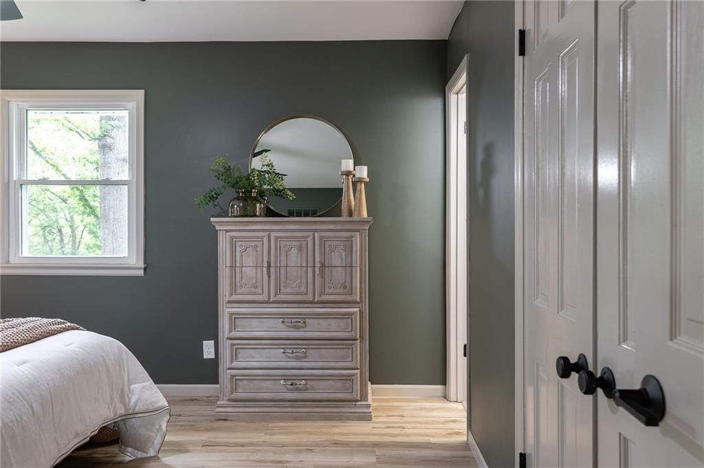 8309 Winchester Avenue — photo 26