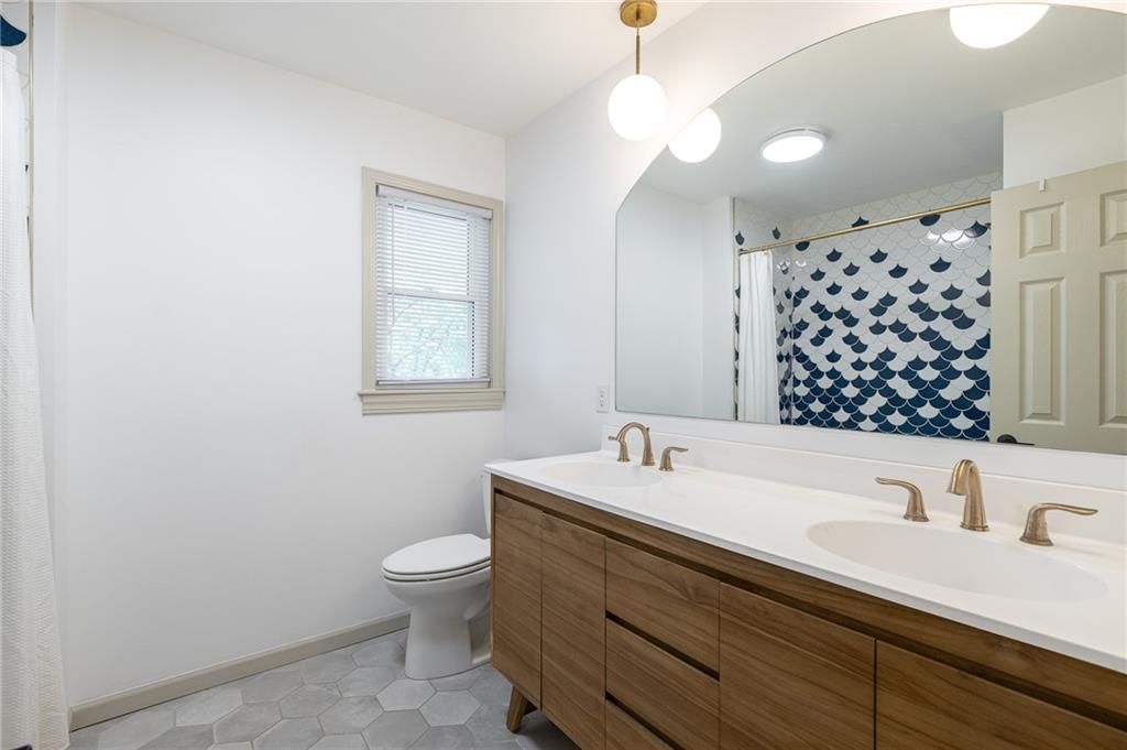 8309 Winchester Avenue — photo 29