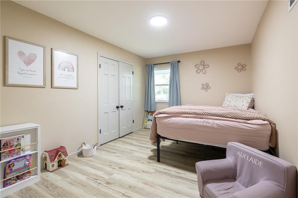 8309 Winchester Avenue — photo 31