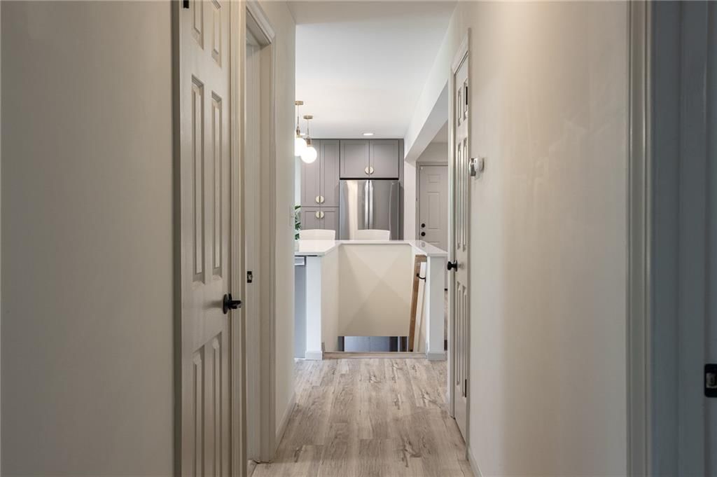 8309 Winchester Avenue — photo 32