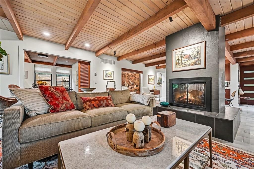 5340 Strang Drive — photo 9