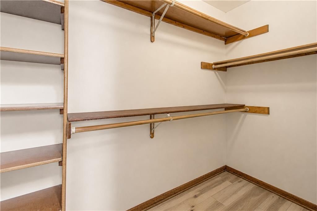 230 W Skylark Street — photo 19