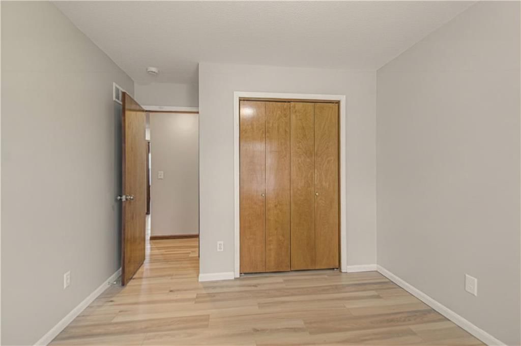 230 W Skylark Street — photo 21