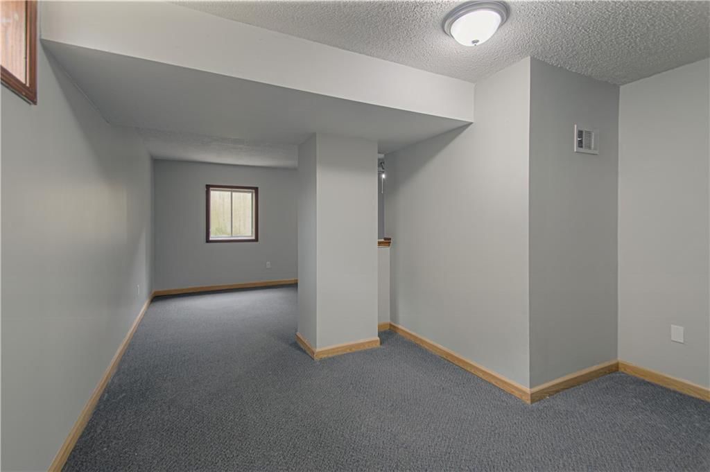 230 W Skylark Street — photo 26