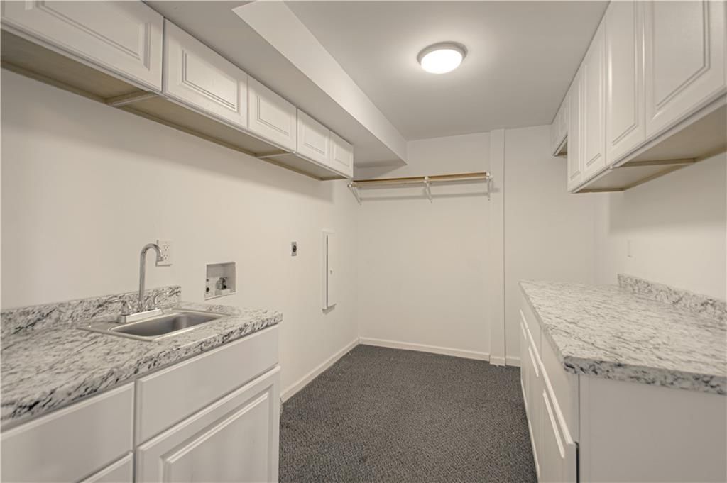 230 W Skylark Street — photo 39
