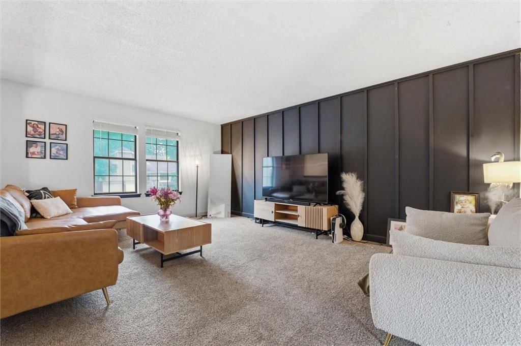 10737 Lewis Court — photo 2