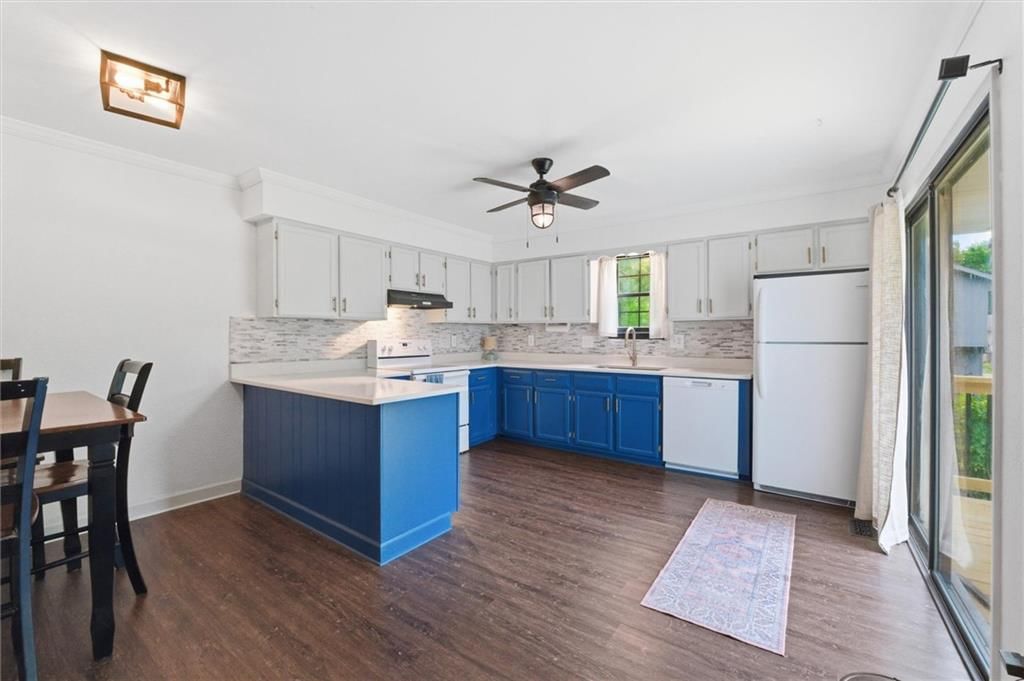 10737 Lewis Court — photo 5