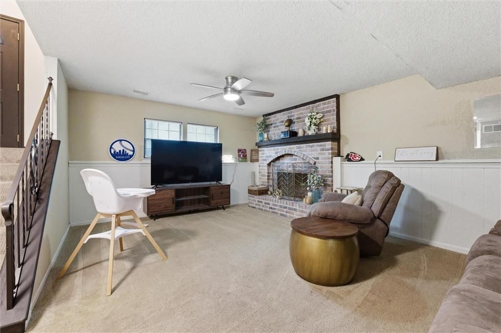 10737 Lewis Court — photo 16