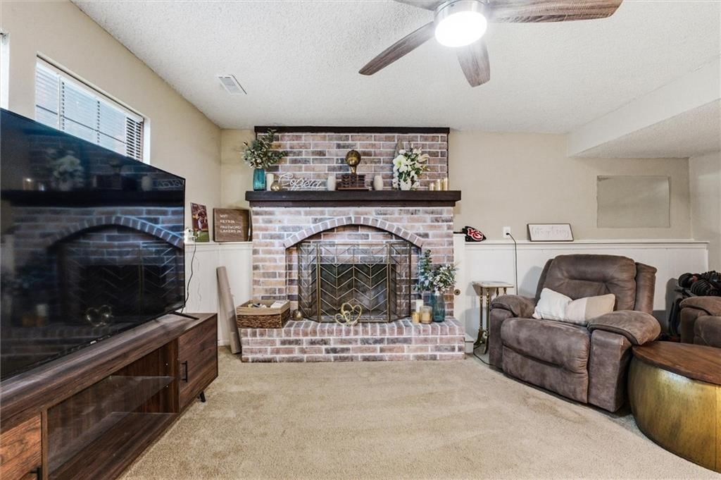 10737 Lewis Court — photo 18