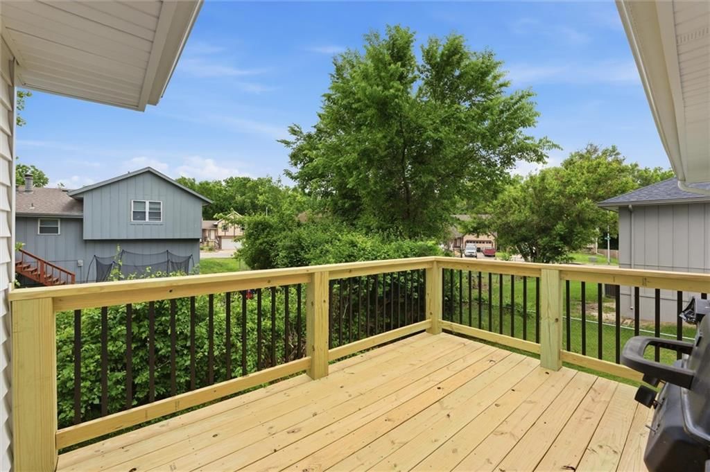 10737 Lewis Court — photo 24