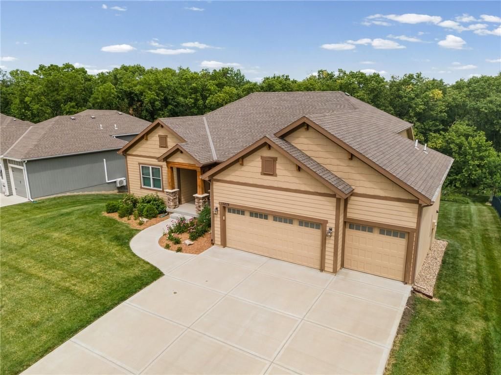 13275 N Silver Ridge Drive — photo 57