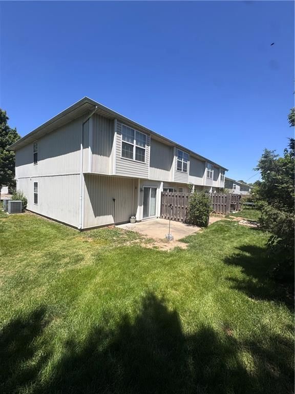 2929 S Harvard Avenue — photo 6